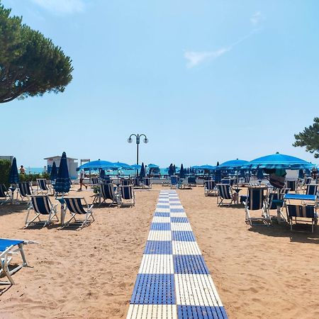 Ferienwohnung Brioni Fronte Mare Lido di Jesolo Exterior foto