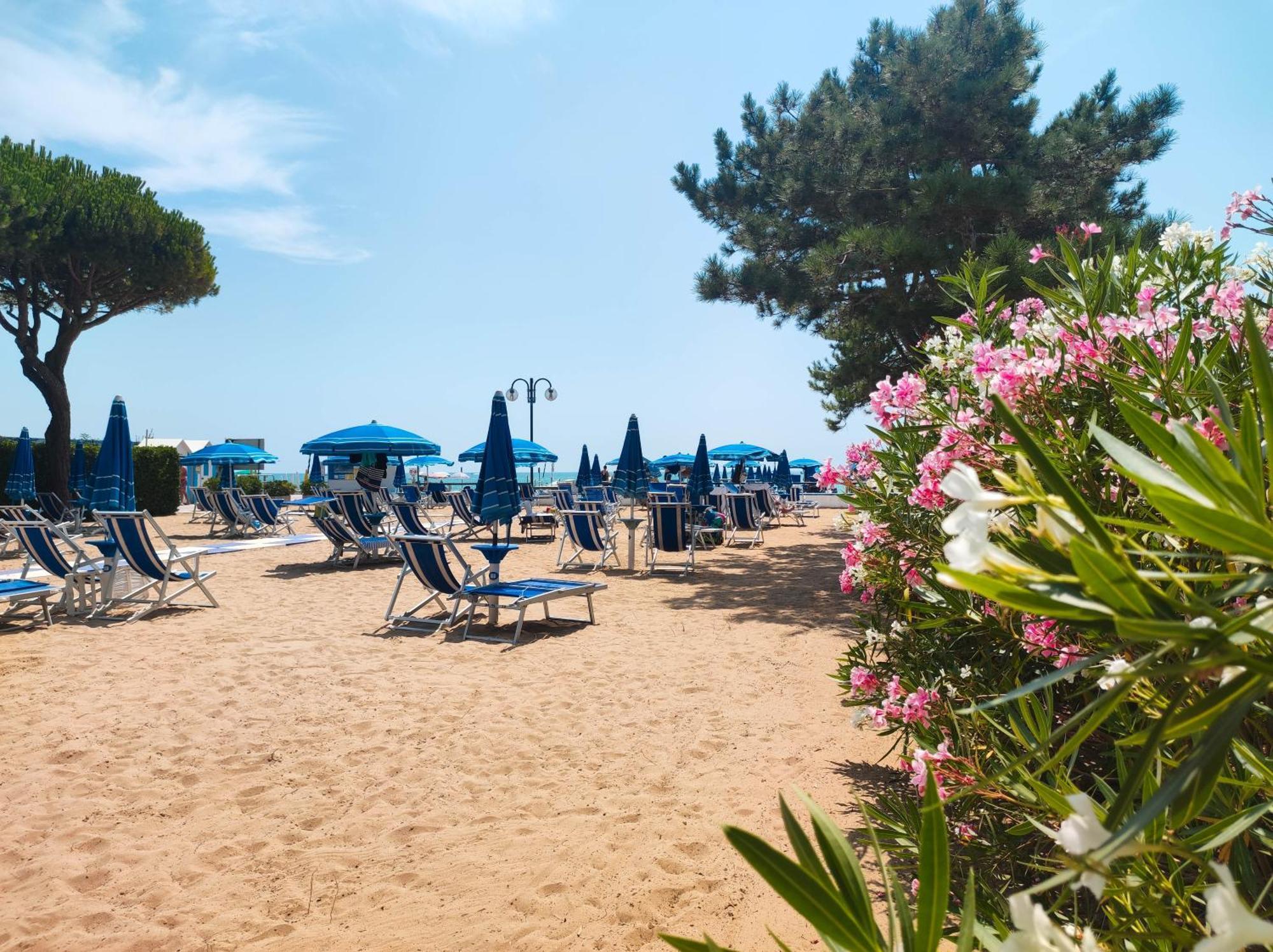 Ferienwohnung Brioni Fronte Mare Lido di Jesolo Exterior foto